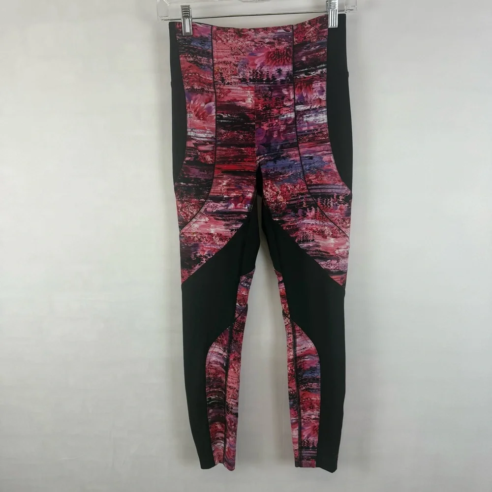 Lululemon Wunder Under‎ High-Rise Crop Leggings Size 6 Pink Black Print